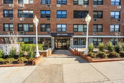 123-40 83rd Ave #10M, Kew Gardens, NY 11415