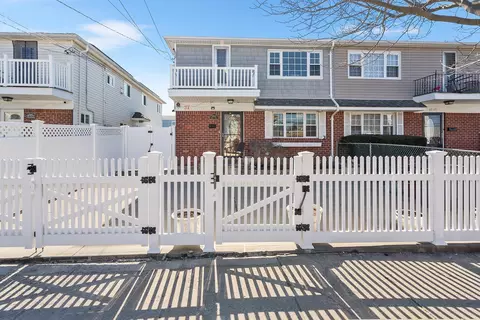 69-43 Thursby Ave, New York, NY 11692