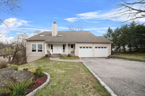 18 Andover Rd, Greenburgh, NY 10530