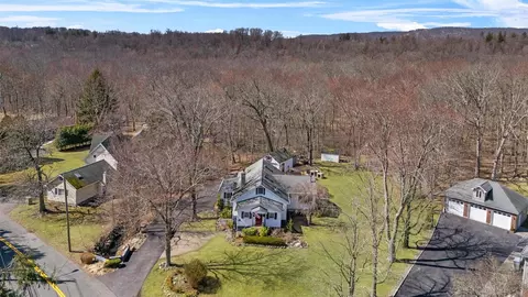 75 S Camp Hill Rd, Ramapo, NY 10970