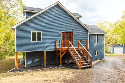 22 Walnut Grove Farm Rd, Saugerties, NY 12477