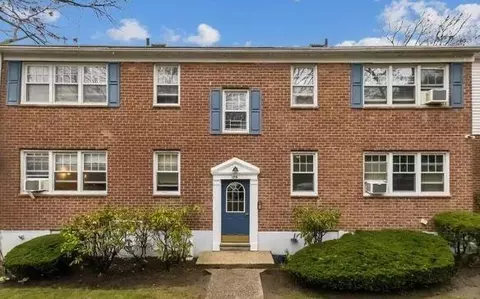 189 Columbus Ave #2A, Harrison, NY 10604