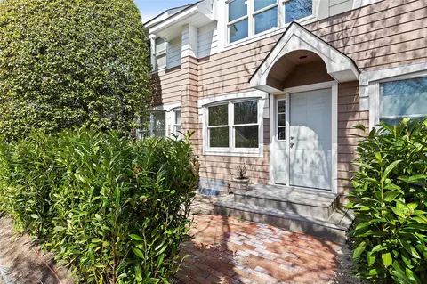 49 Canoe Place Rd #311, Hampton Bays, NY 11946