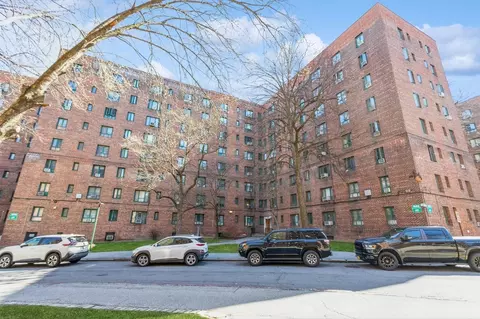 1686 Metropolitan Ave #1F, New York, NY 10462