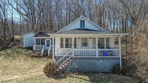 375 Mountaindale Rd, Woodridge, NY 12789