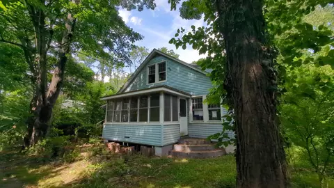 3746 Mill St, Yorktown, NY 10588