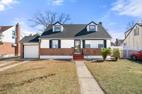 26 Harriman Ave, Hempstead, NY 11550