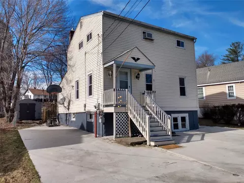 9 Gould St, Wallkill, NY 10940