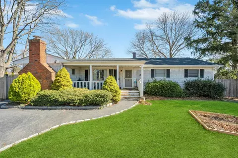 29 Jarvin Rd, Port Jefferson Station, NY 11776