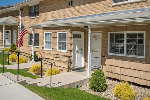1840 Crompond Rd #1B7, Peekskill, NY 10566
