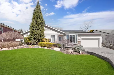 1951 Helen Ct, Merrick, NY 11566
