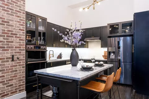 25 Leroy Pl #406, New Rochelle, NY 10805