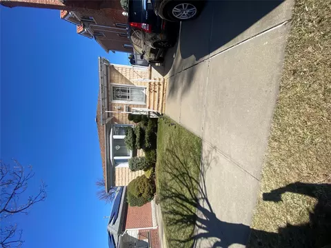 151-49 27 Ave, Flushing, NY 11354