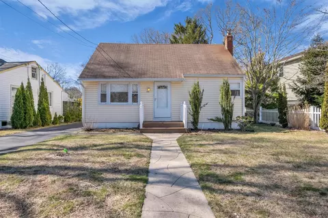 26 Linden # A, Shirley, NY 11967