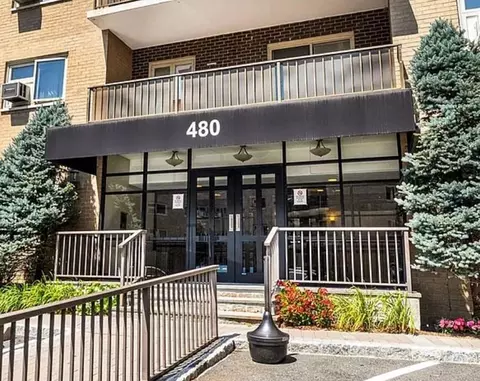 480 Halstead Ave #1H, Harrison, NY 10528