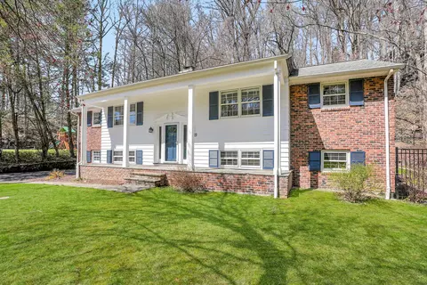 149 Watch Hill Rd, Cortlandt, NY 10567