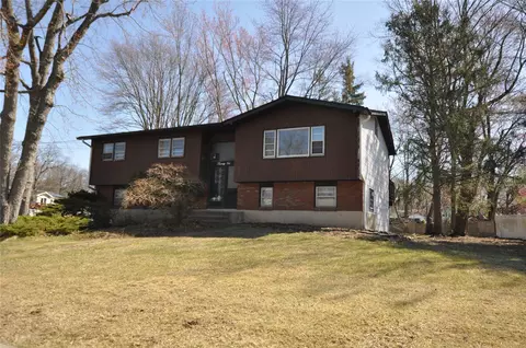 26 Lapin Ln, Orangetown, NY 10913