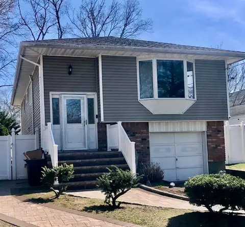 2522 Motor Pkwy, Ronkonkoma, NY 11779