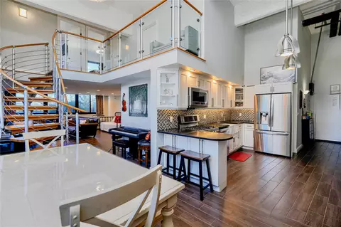 10 Bay Street Lndg #1A, Staten Island, NY 10301