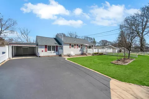 34 Morning Dr, Centereach, NY 11720