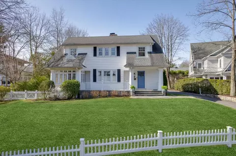 67 Stuyvesant Ave, Larchmont, NY 10538