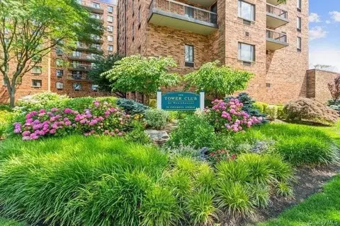 50 Columbus Ave #512, Eastchester, NY 10707