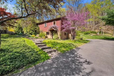 35 Riverview Trl, Cortlandt, NY 10520