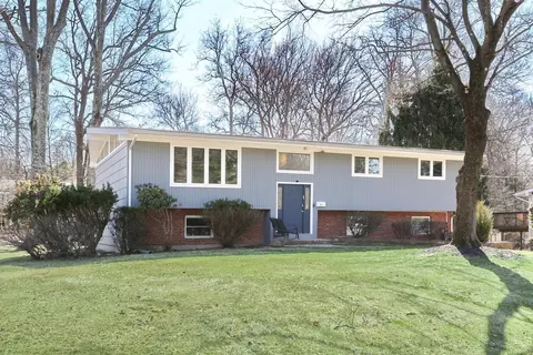 26 Brockton Rd, Ramapo, NY 10977