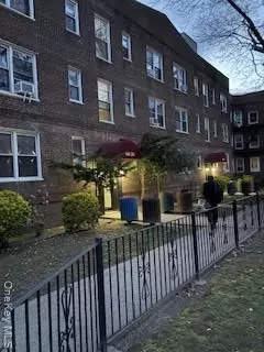141-35 78 Rd #3M, Flushing, NY 11367