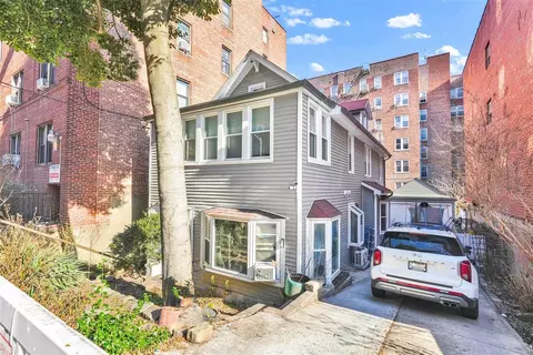 65-71 Booth St, New York, NY 11374