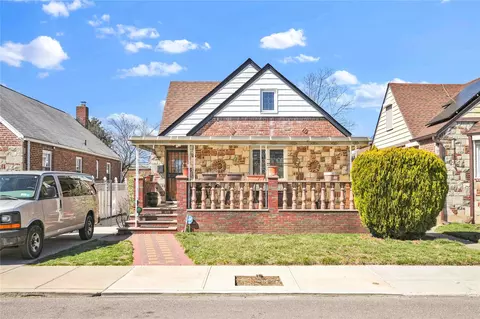 183-65 Elmira Ave, New York, NY 11412
