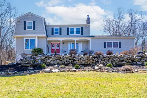 138 Dug Rd, Chester, NY 10918