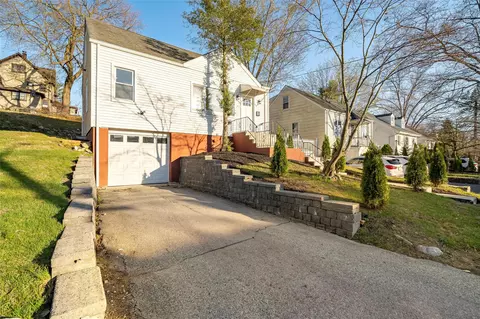 8 S Hillside Ave, Greenburgh, NY 10523