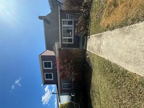 8 Harding Ave, Haverstraw, NY 10927