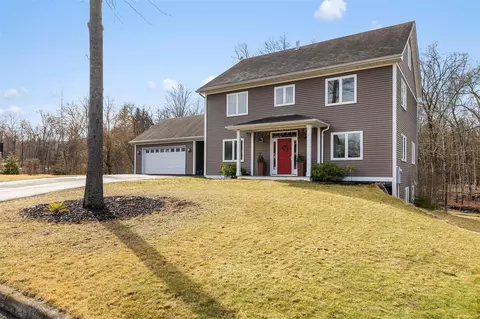 7 Taylor St, New Paltz, NY 12561