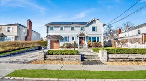 28 Inwood St, Yonkers, NY 10704
