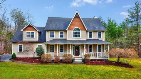 78 Valley View Rd, Mamakating, NY 12721
