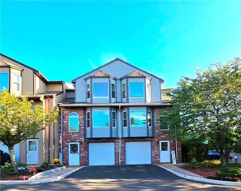 2 Revere Ct, Clarkstown, NY 10954