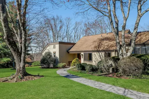 196 Heritage Hls # A, Somers, NY 10589