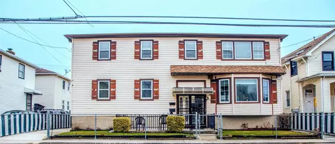 420 Beach 27th St, Far Rockaway, NY 11691