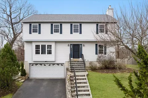 2 Stratford Rd, Greenburgh, NY 10603