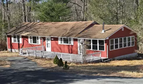 2 Pine Ln, Thompson, NY 12701
