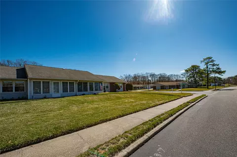 22 Guilford Ct # A, Ridge, NY 11961