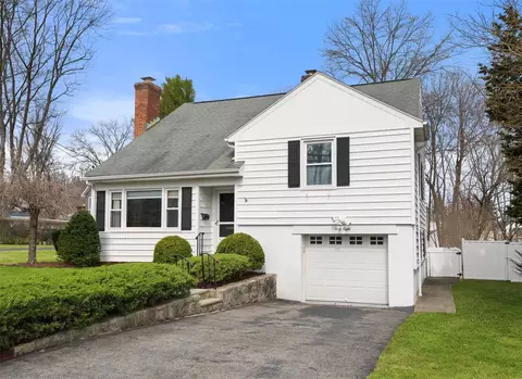 48 Archer Ave, White Plains, NY 10603