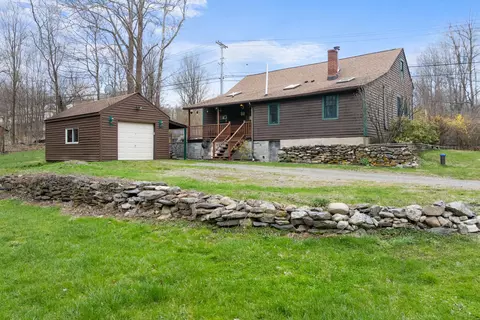 4 Beekman Poughquag Rd, Beekman, NY 12570