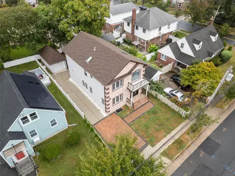 1010 N 6th, North Hempstead, NY 11040