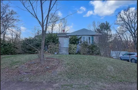 9 Northbrook Rd, Ramapo, NY 10977