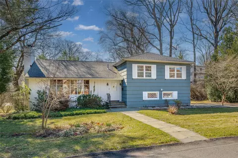 12 Evergreen Way, Mount Pleasant, NY 10591