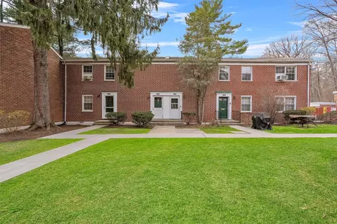 7 Fieldstone Dr #116, Greenburgh, NY 10530