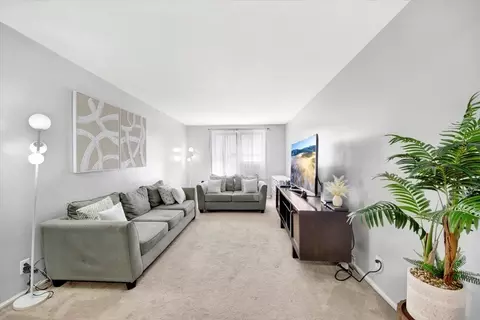 19 Abeel St #4A, Yonkers, NY 10705